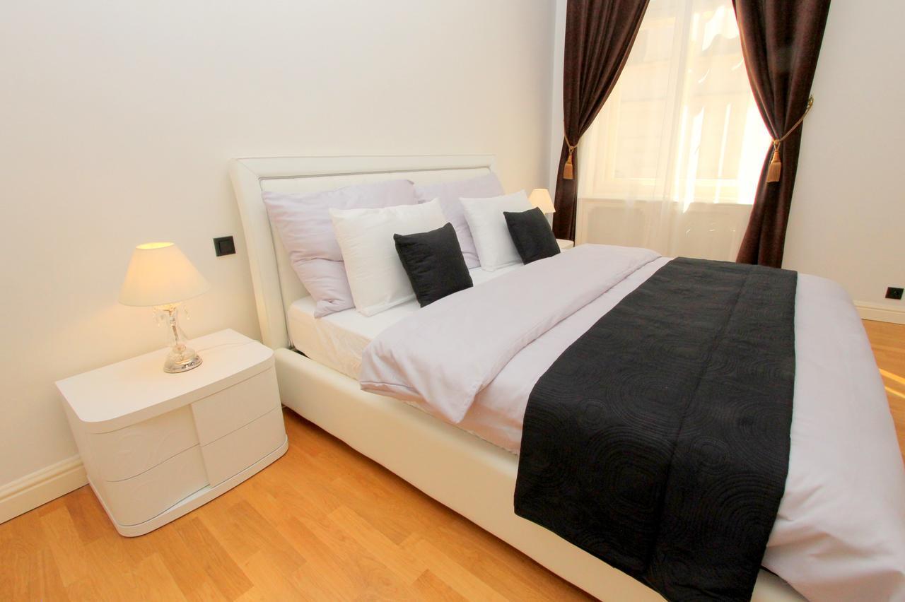 Luxury Apartments Krocinova Πράγα Εξωτερικό φωτογραφία