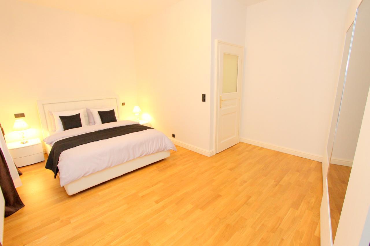 Luxury Apartments Krocinova Πράγα Εξωτερικό φωτογραφία