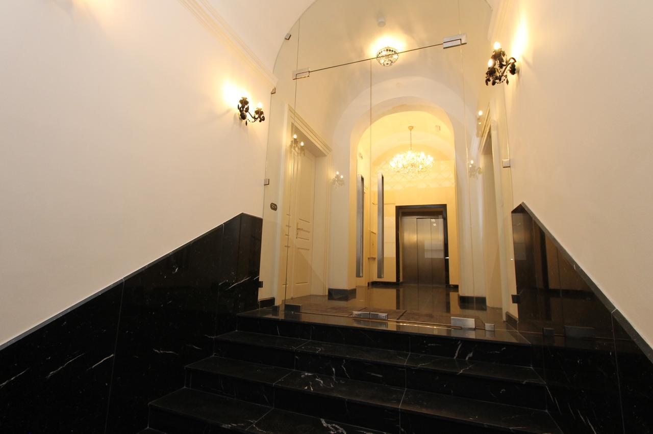 Luxury Apartments Krocinova Πράγα Εξωτερικό φωτογραφία